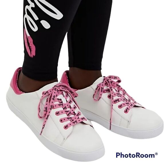 10W Barie Logo Pink White Lace Up Sneaker Lined Barbie Extra Wide Width Torrid - Picture 1 of 11